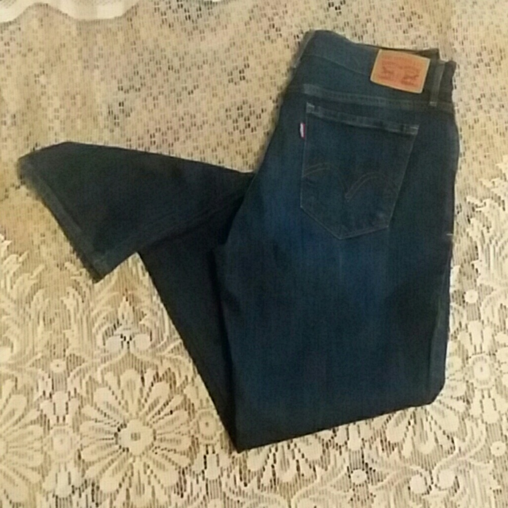 Levis jeans